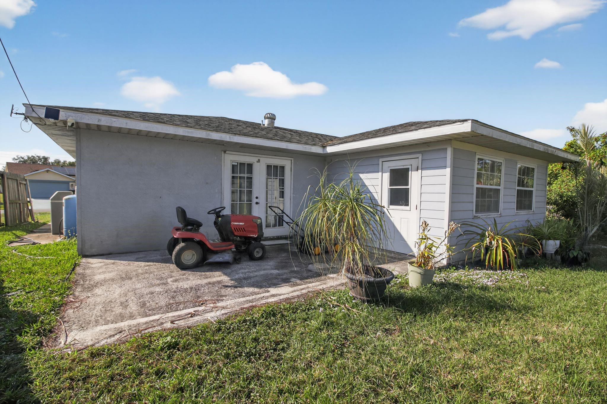 PORT ST LUCIE SECTION 15 - Residential