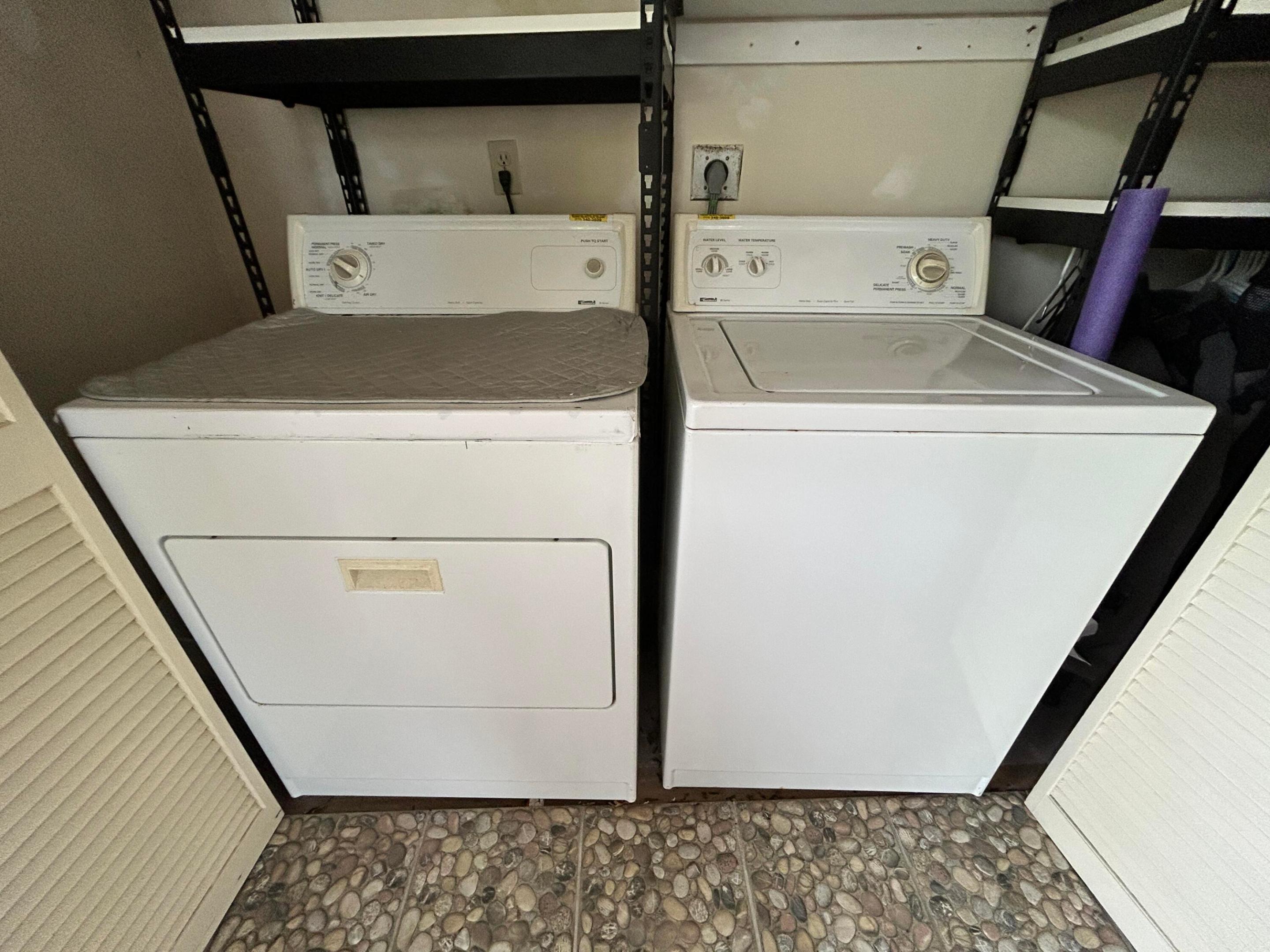 TWIN LAKES SOUTH & TOWN VILLAS CONDO - Residential