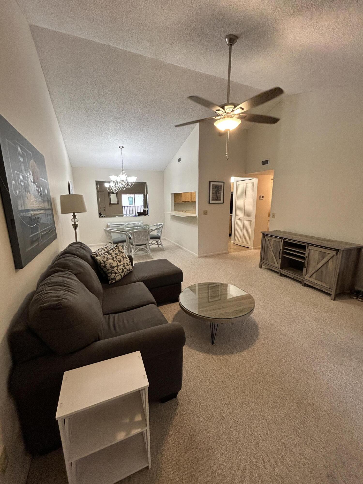 TWIN LAKES SOUTH & TOWN VILLAS CONDO - Residential
