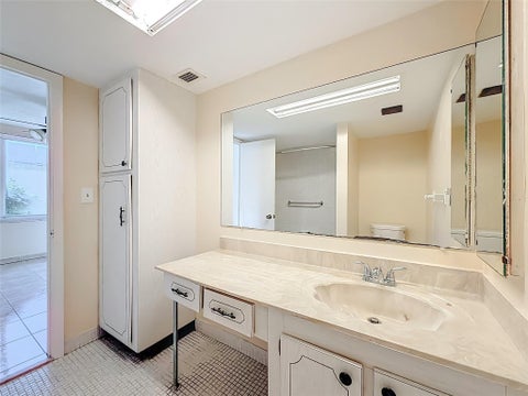 Tiny photo for 5935 Del Lago Circle #108, Sunrise, FL 33313 (MLS # F10554810)