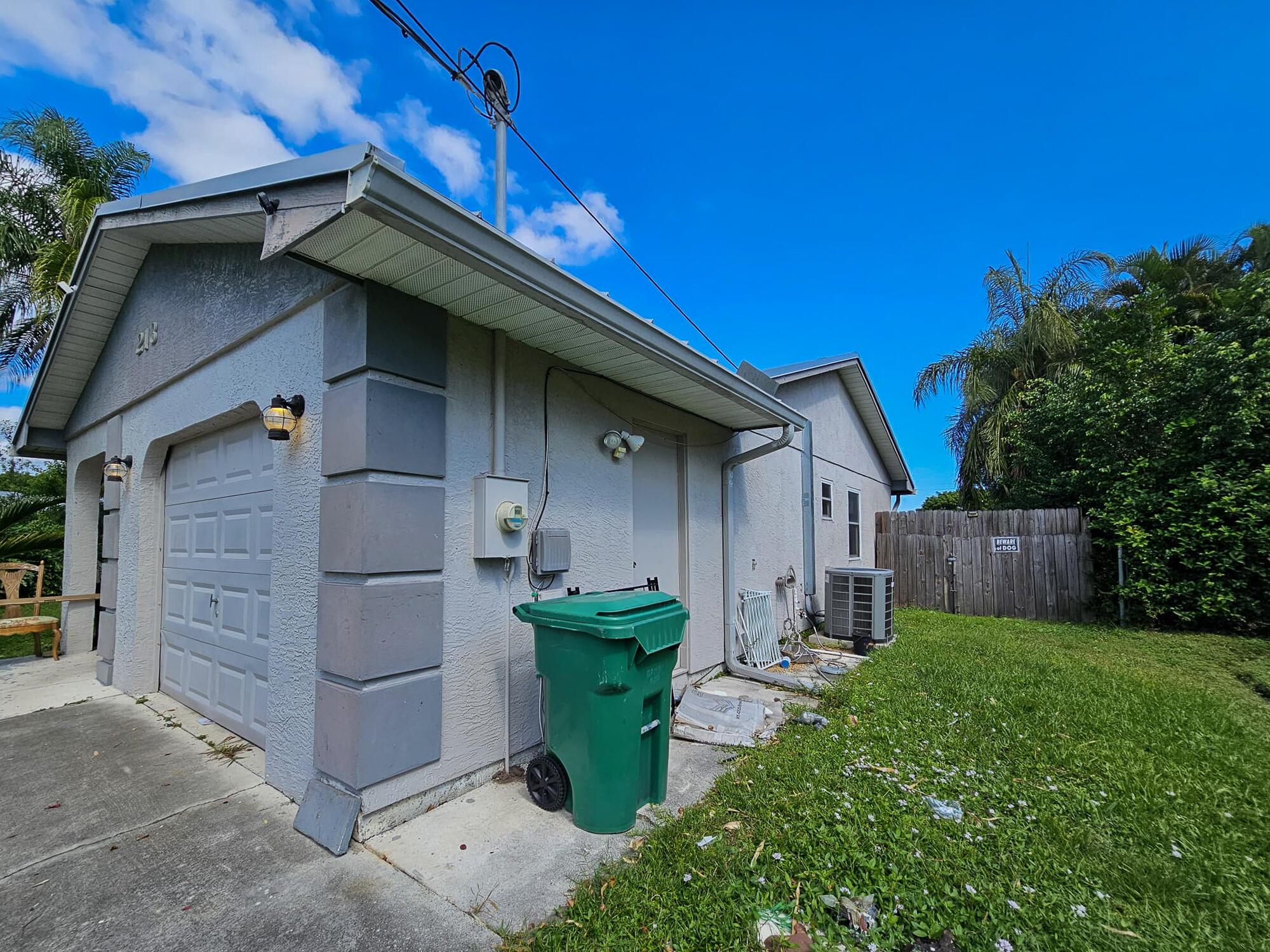 PORT ST LUCIE SECTION 13 - Residential