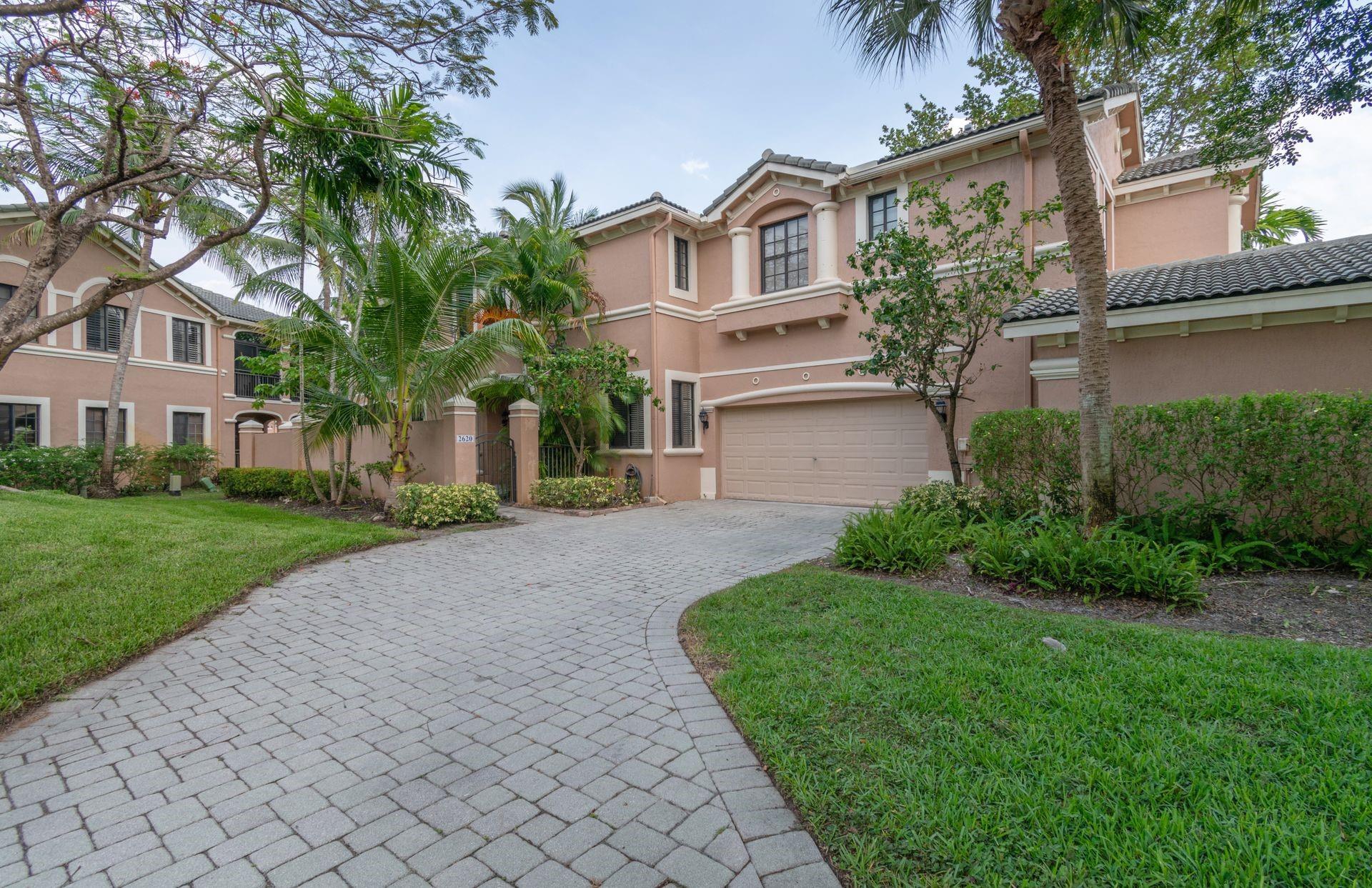2620 CENTER COURT DR 1-27, Weston, FL, 33332/$610,000 7 2620 CENTER COURT DR 1-27
