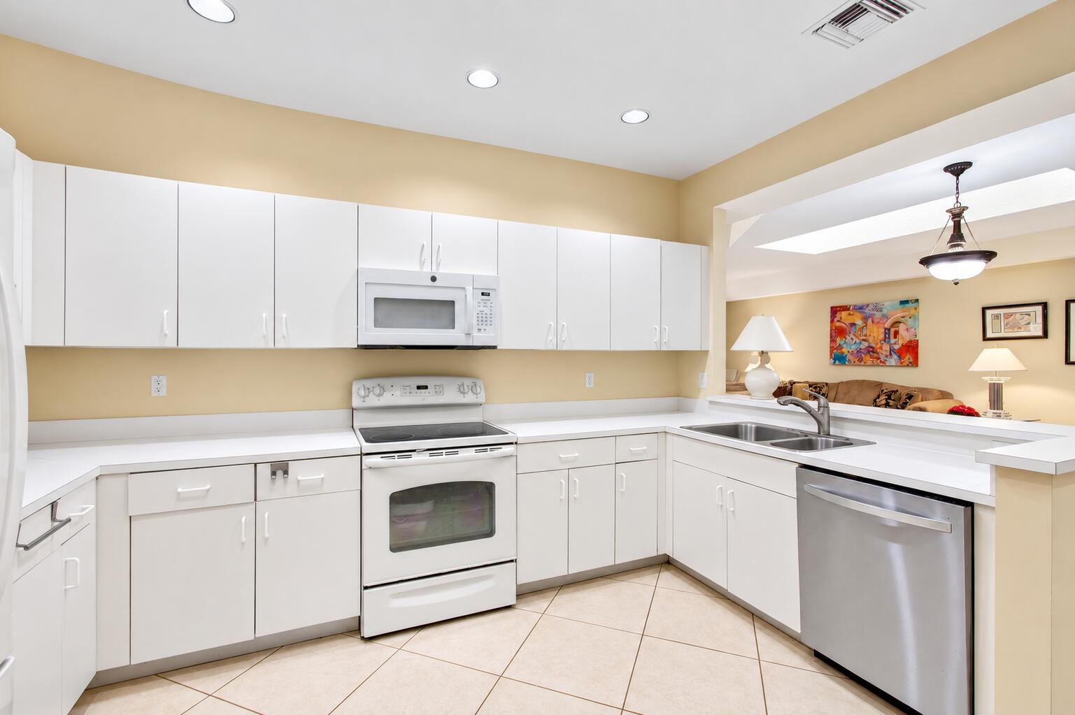 12598 Crystal Pointe Drive B