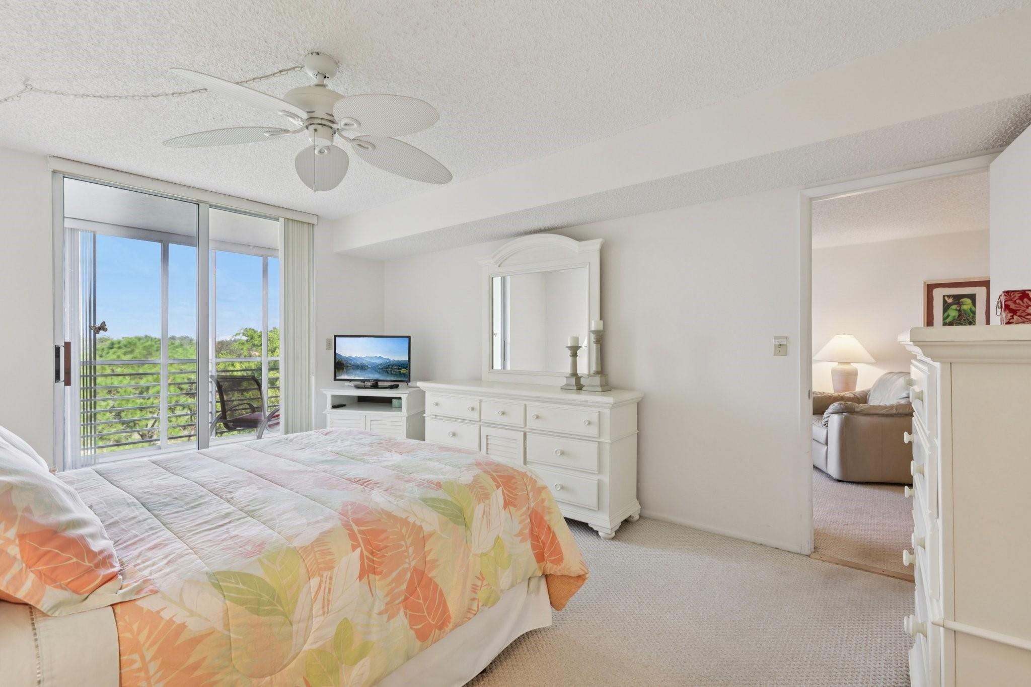 Palm-Aire Country Club - Residential