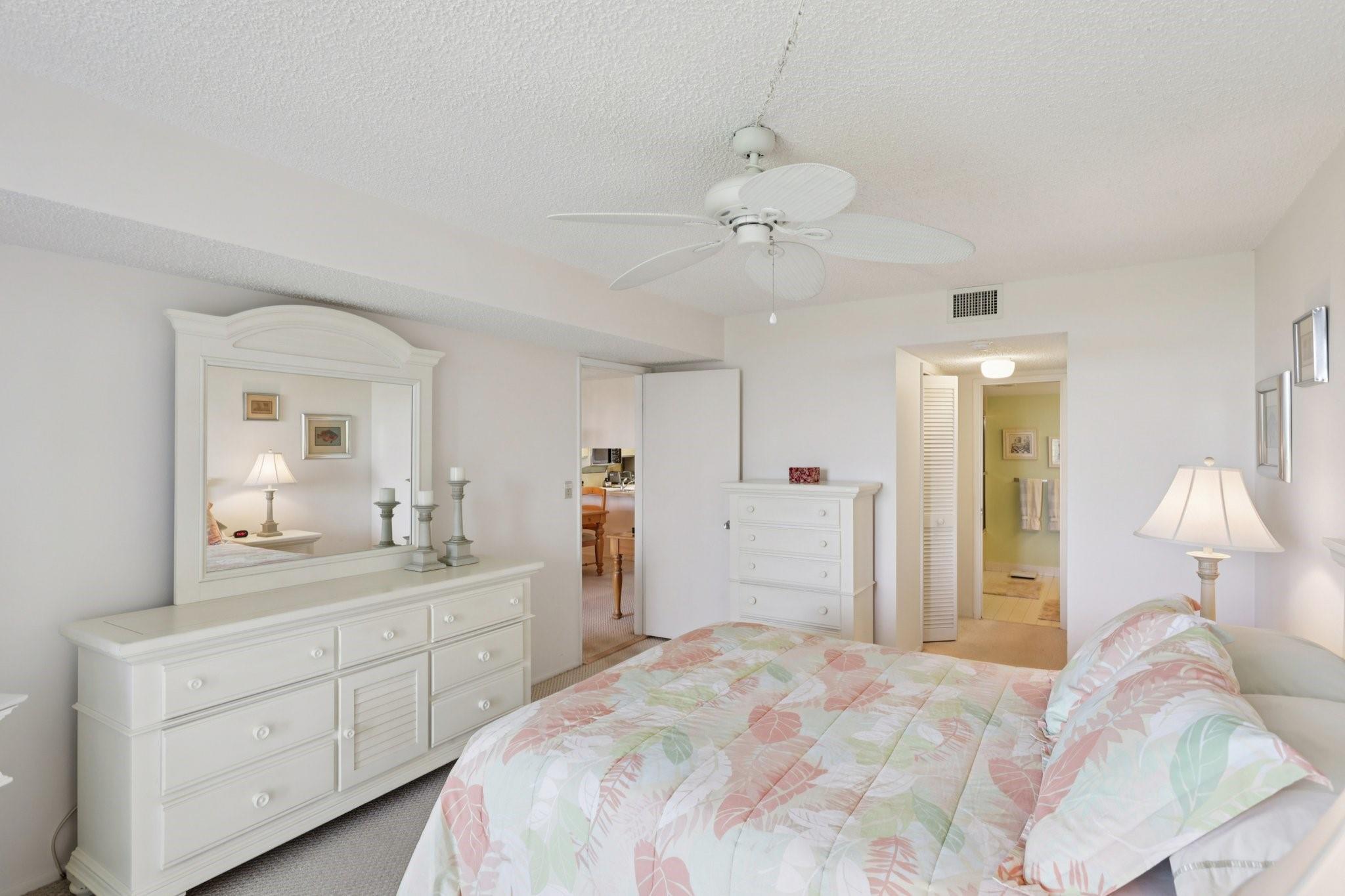 Palm-Aire Country Club - Residential