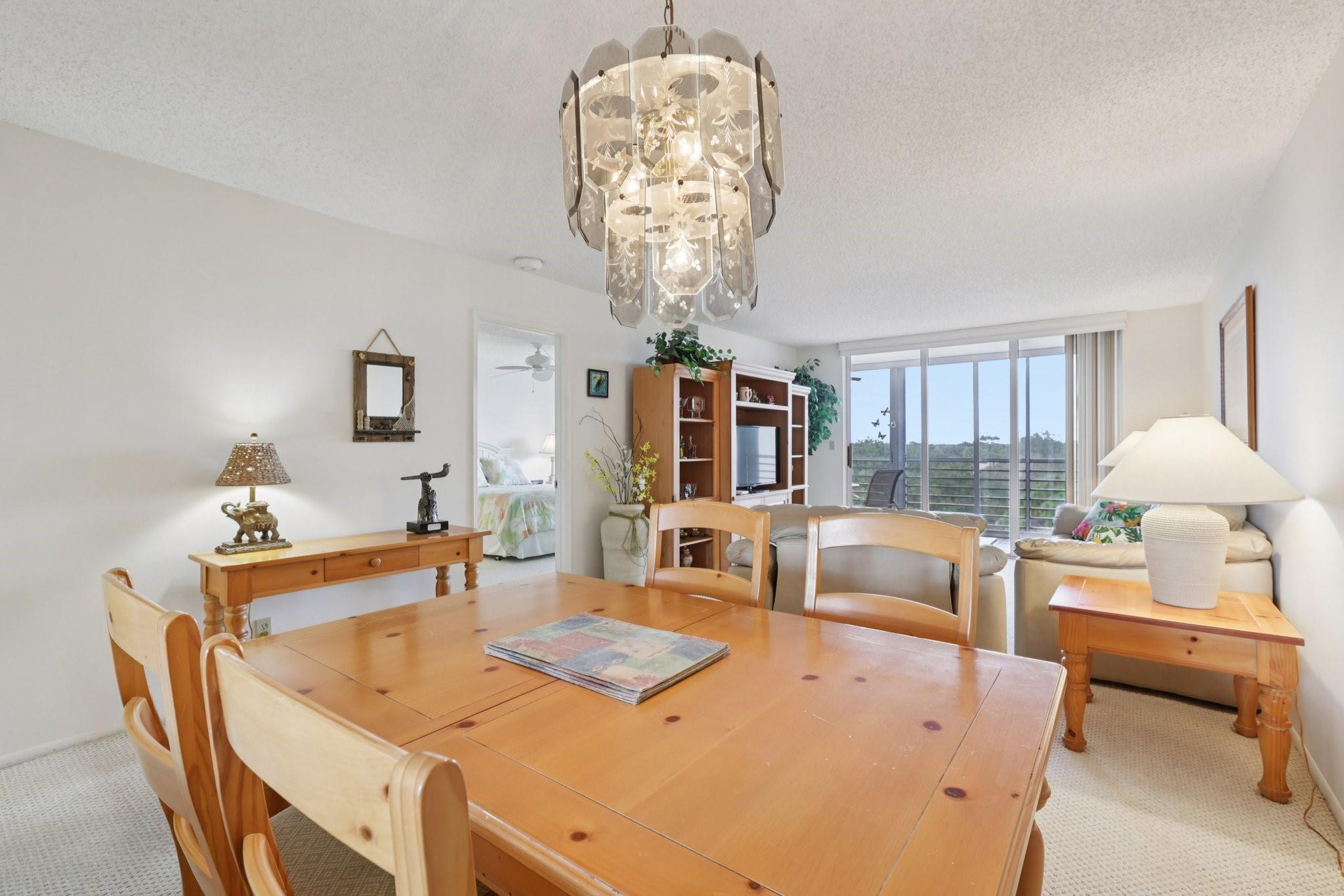 Palm-Aire Country Club - Residential