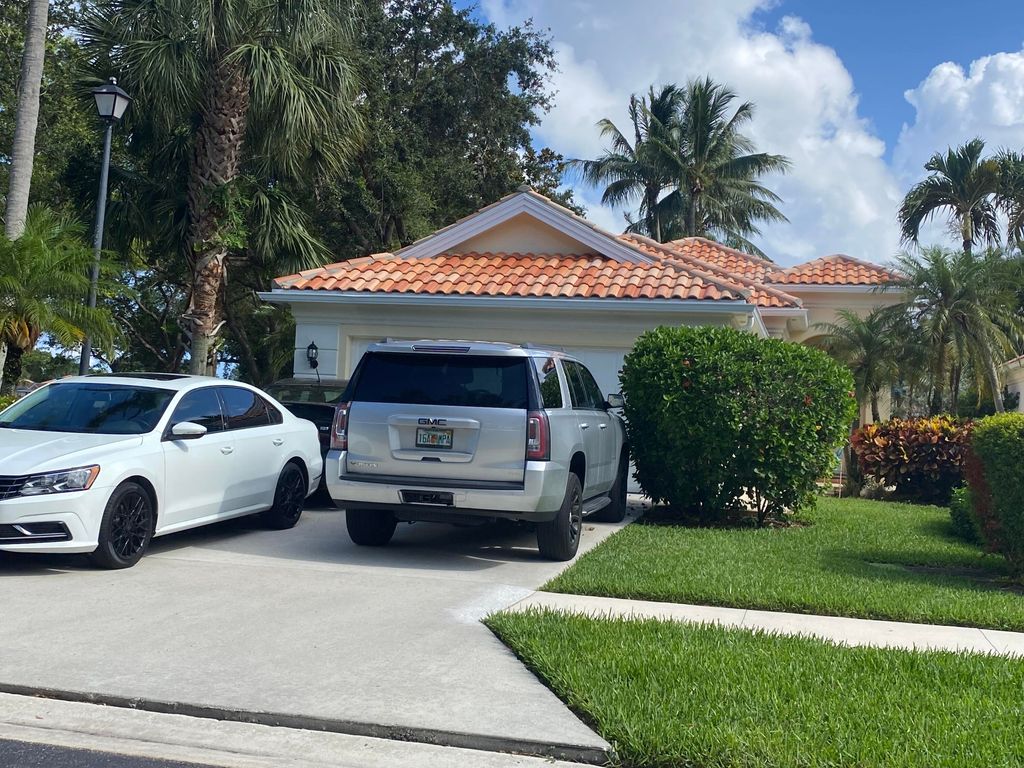 Photo of 4766 Valencia Drive, Delray Beach, FL 33445 (MLS # R10802727)