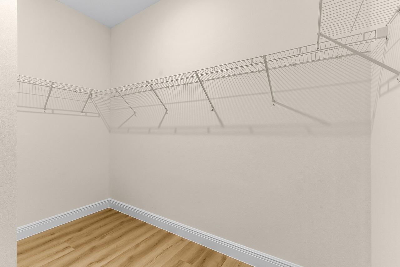 VERO LAKE ESTATES UNIT I - Residential