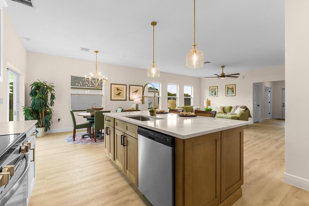 VERO LAKE ESTATES UNIT I - Residential