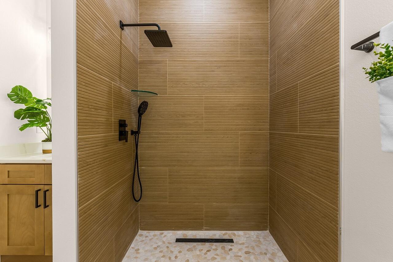 VERO LAKE ESTATES UNIT I - Residential