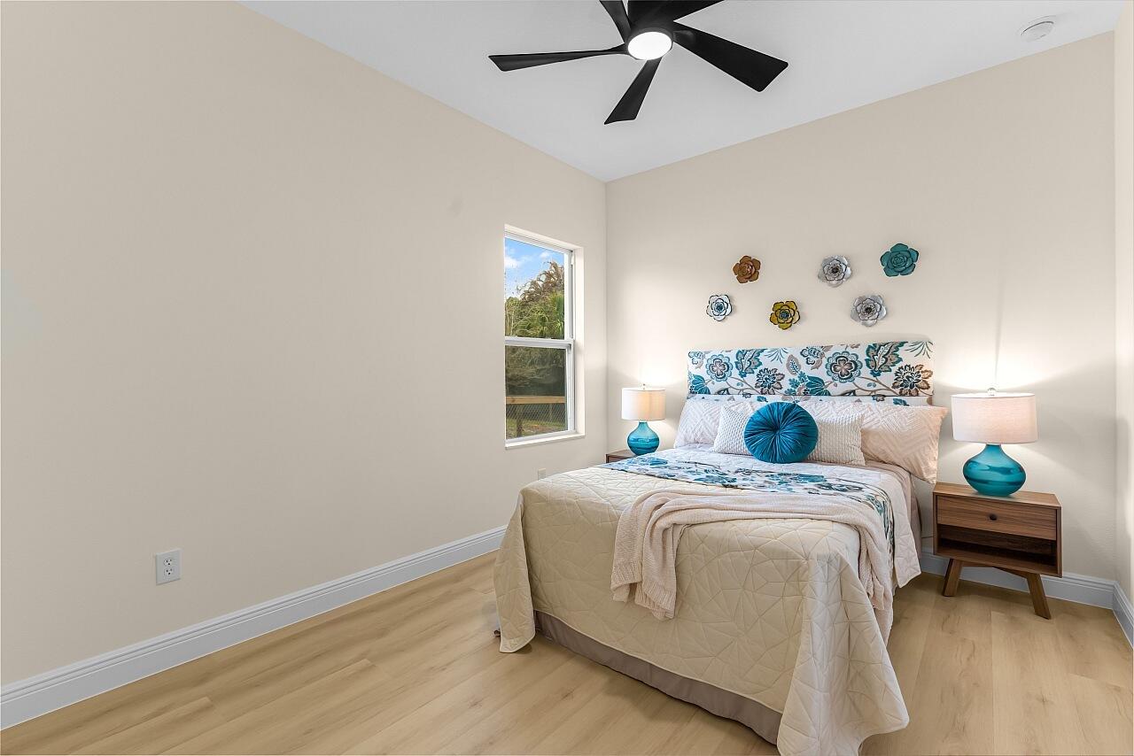 VERO LAKE ESTATES UNIT I - Residential