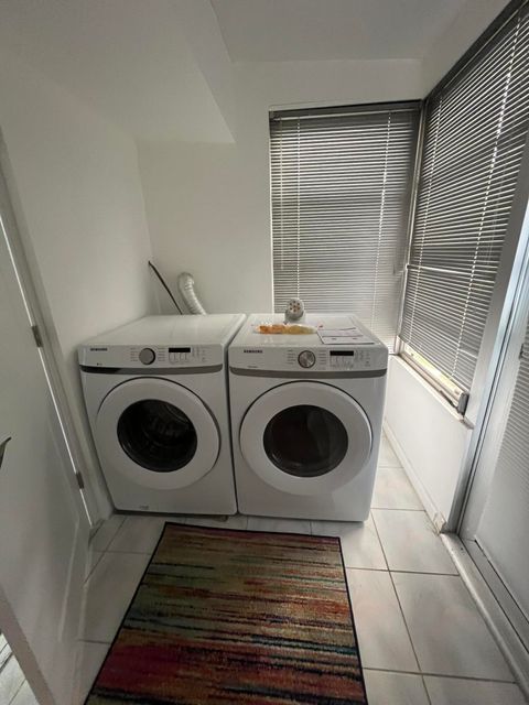 Tiny photo for 114 Waterford E Cir #114, Delray Beach, FL 33446 (MLS # B26022246)