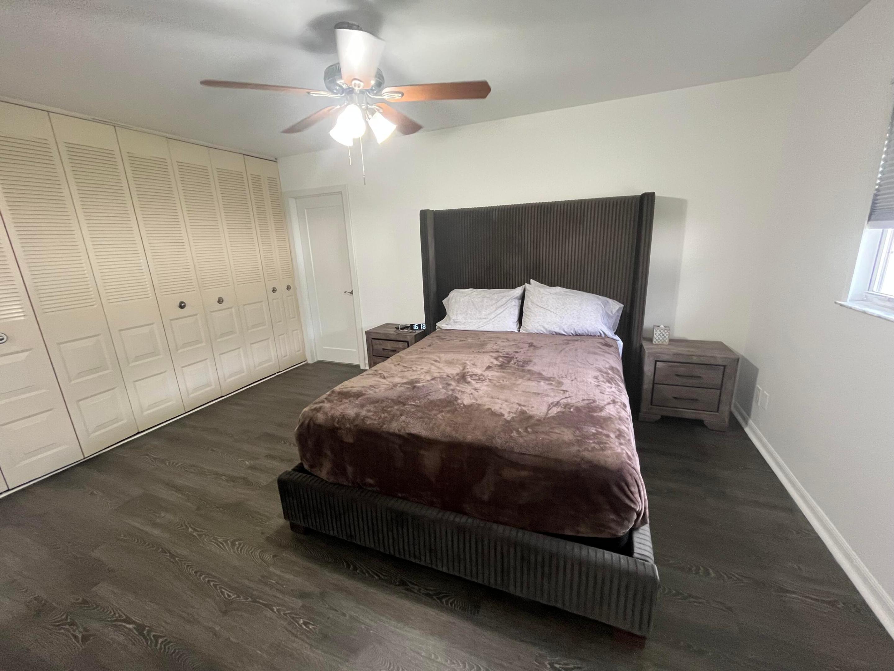 KINGS POINT - Residential