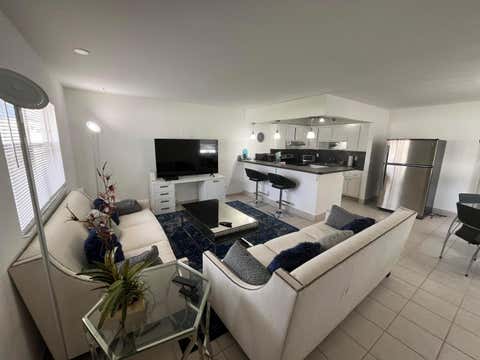 Tiny photo for 114 Waterford E Cir #114, Delray Beach, FL 33446 (MLS # B26022246)