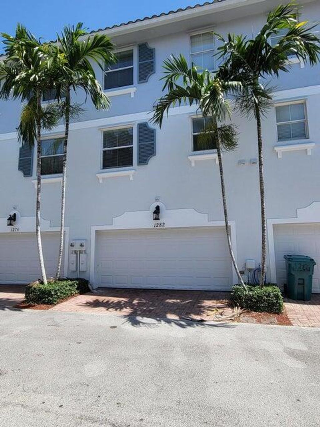 Photo of 1282 Via De Fossi, Boynton Beach, FL 33426 (MLS # R11008790)