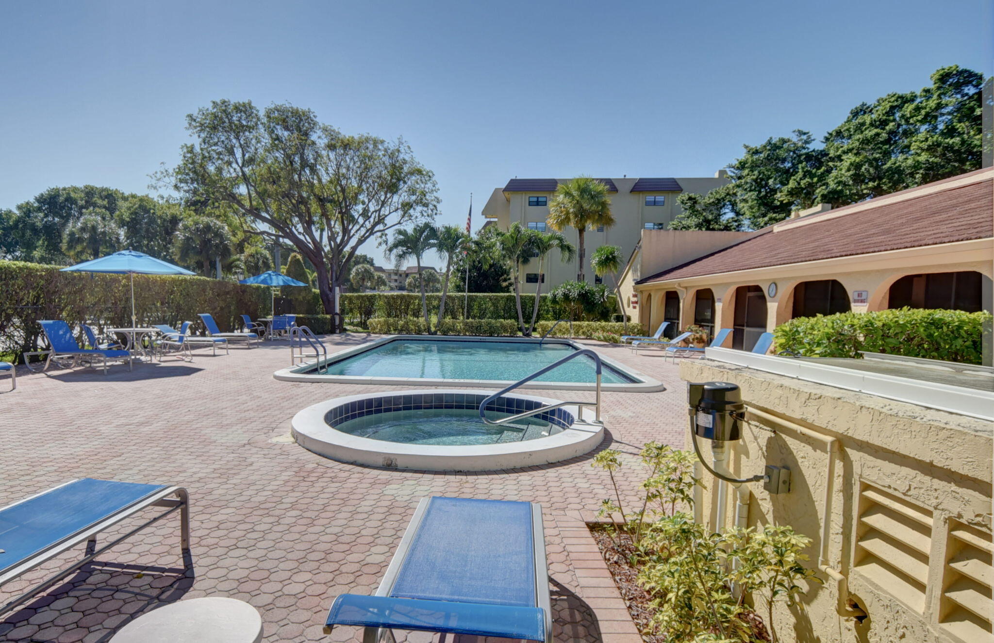 PATIOS OF BOCA BARWOOD - Residential