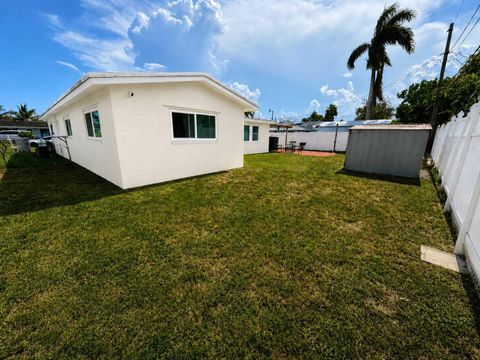 Tiny photo for 1711 NE 41ST Street, Pompano Beach, FL 33064 (MLS # B26053385)