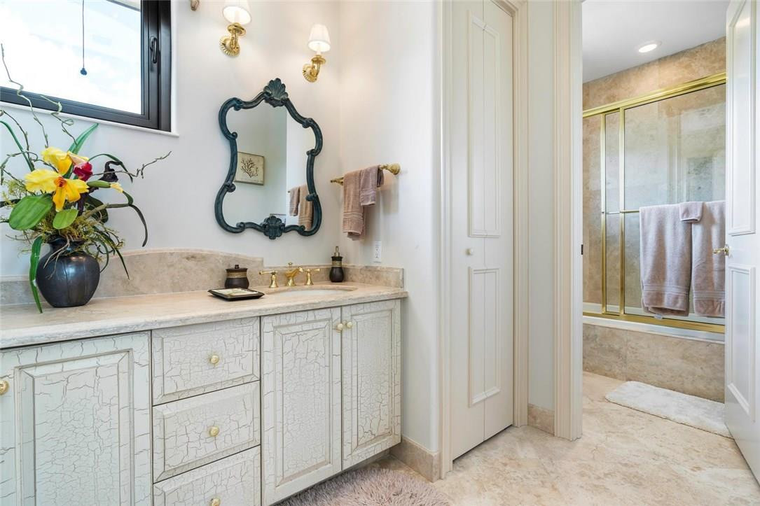 Gould Island 15-62 B - Residential