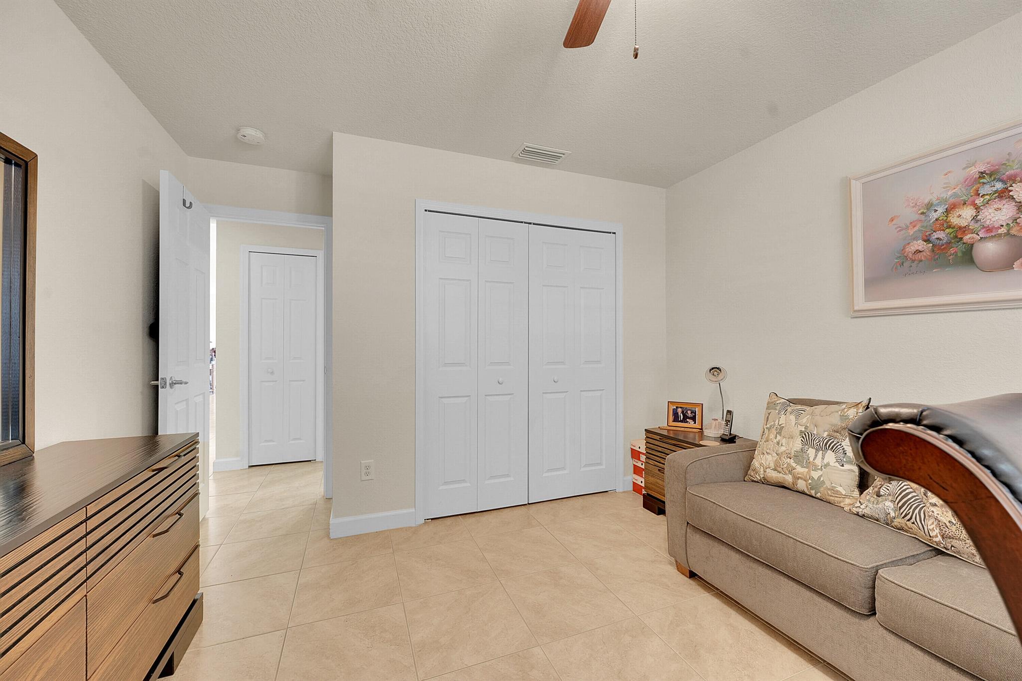 SPANISH LAKES ONE LEASEHO - Residential