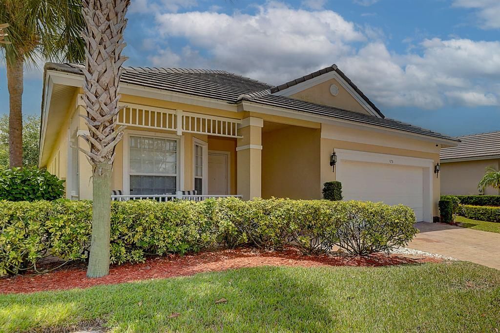 Photo of 175 NW Willow Grove Avenue, Port Saint Lucie, FL 34986 (MLS # R10814847)
