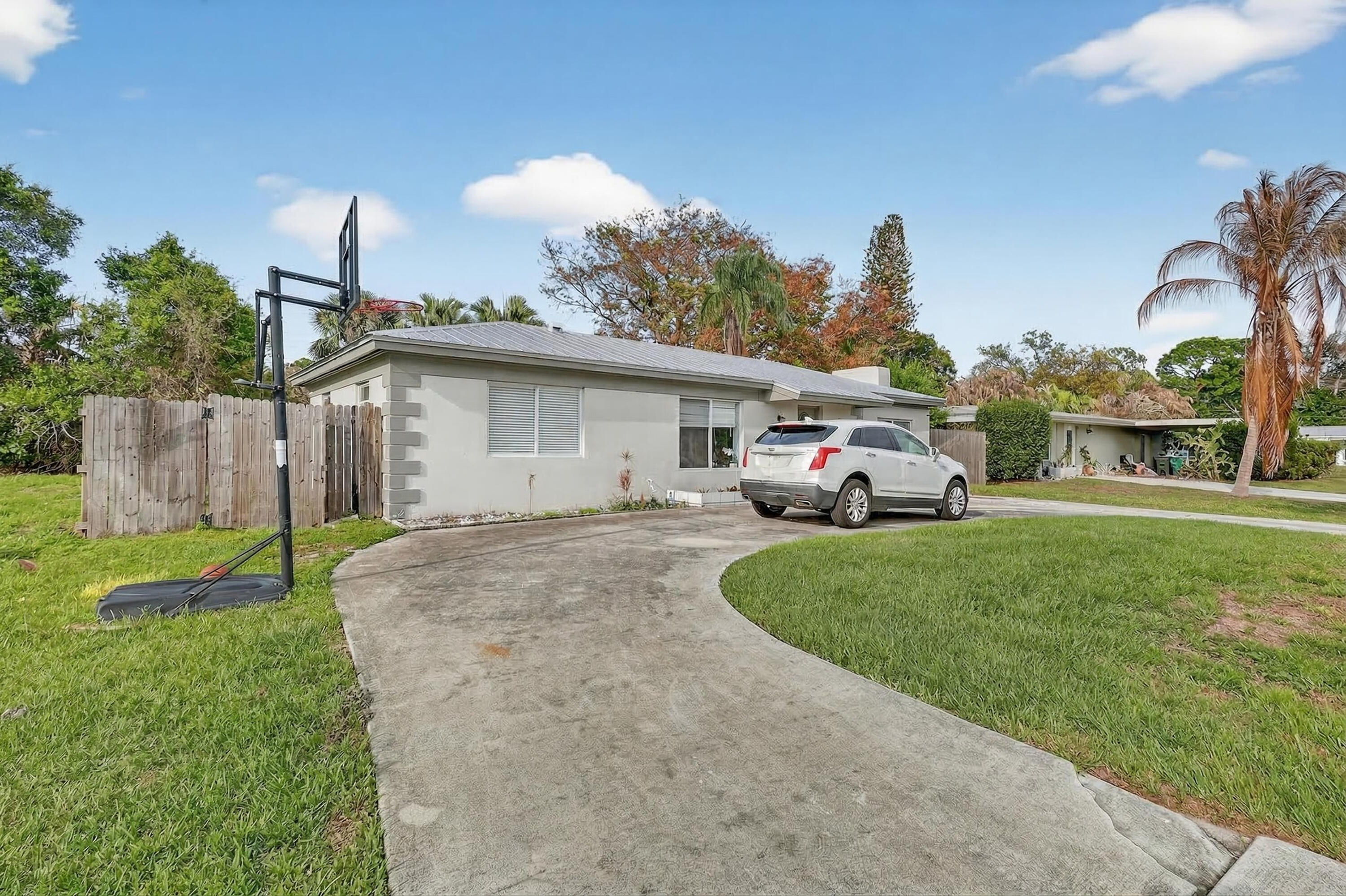 RIVER PARK UNIT 2 - Residential