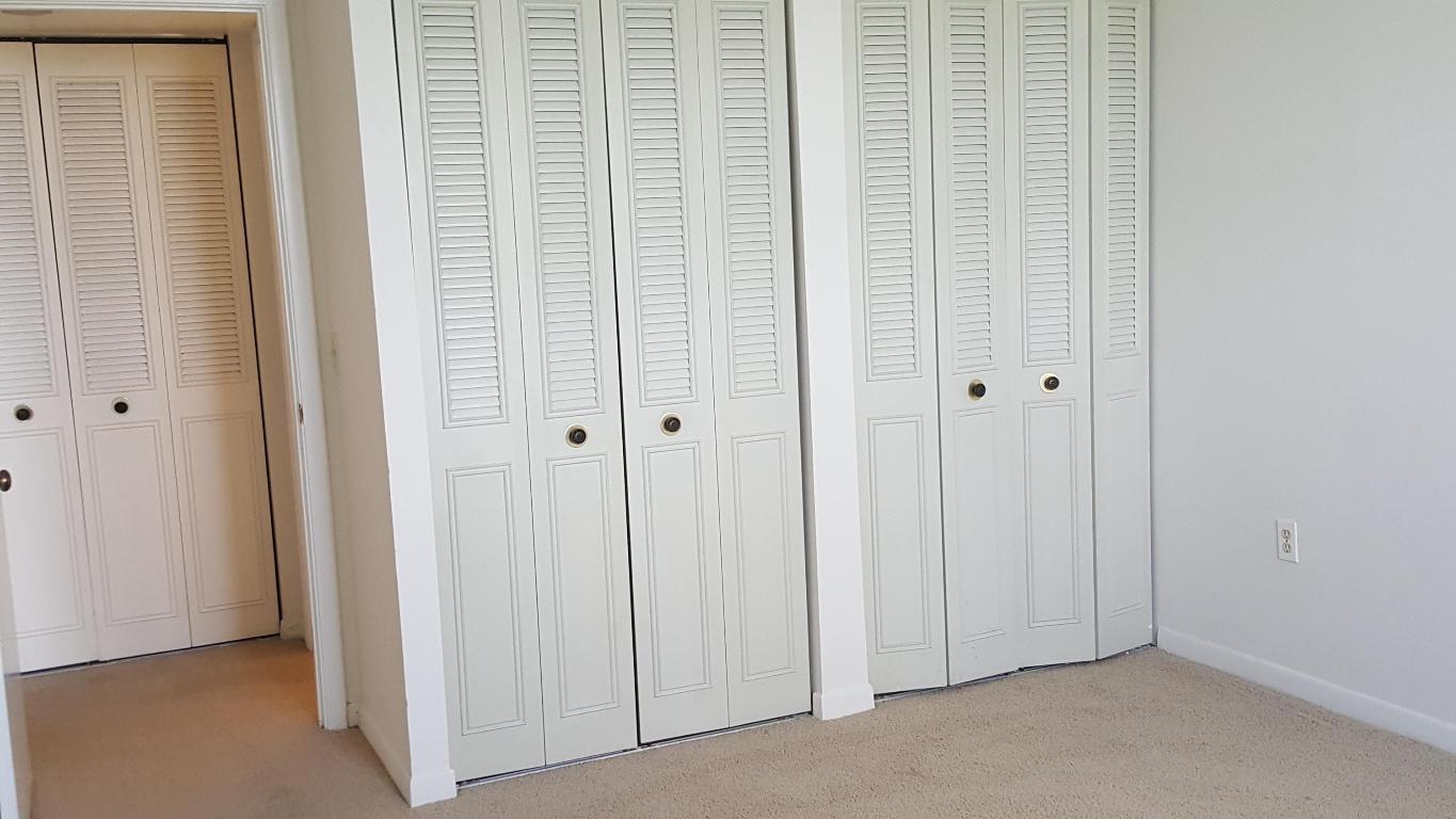 PALM BEACH HOUSE CONDO - Residential Lease