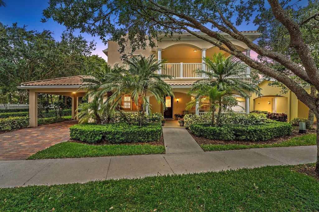 Photo of 242 San Remo Drive, Jupiter, FL 33458 (MLS # R10789507)