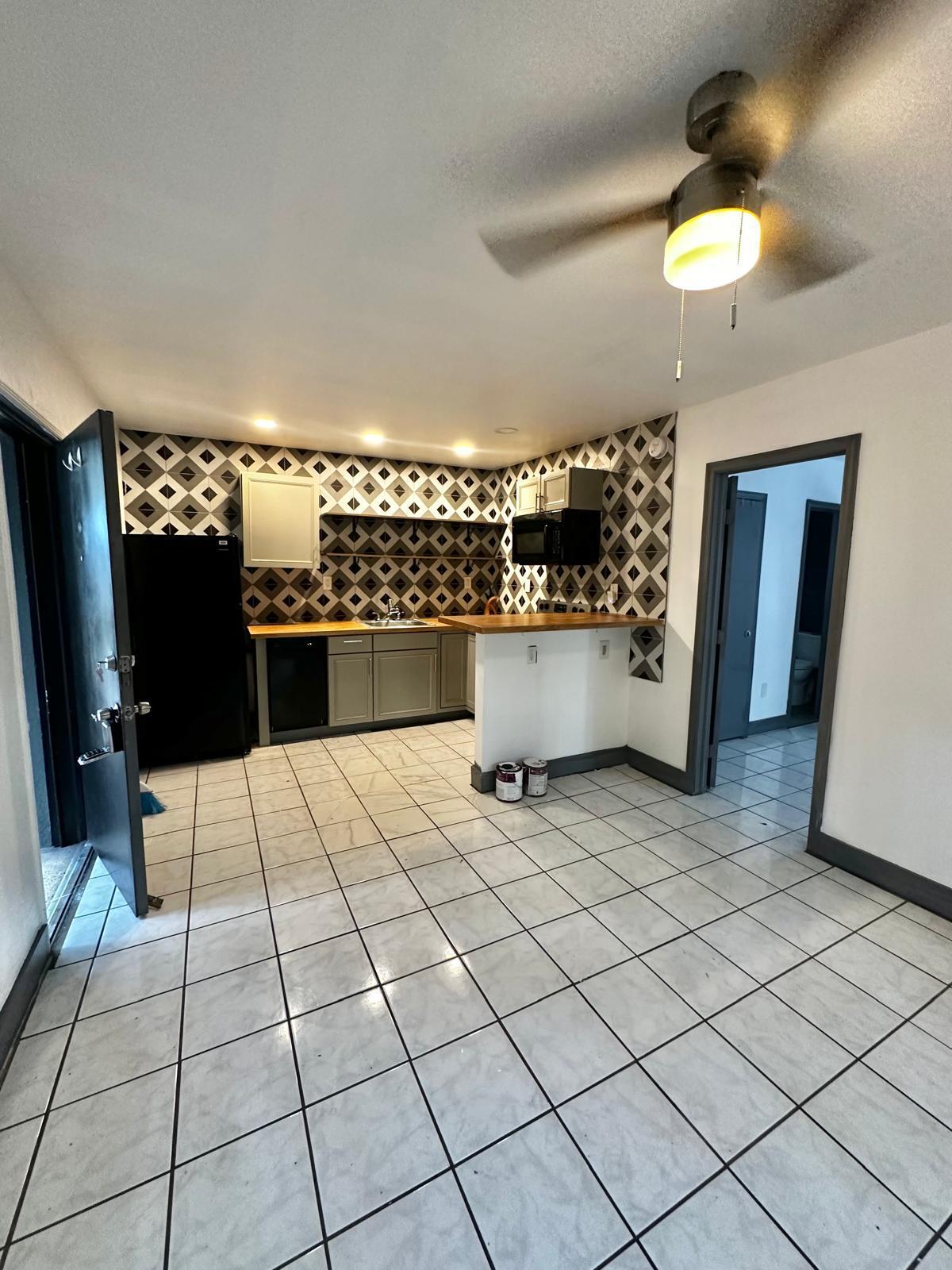 HIBISCUS GARDENS - Residential Lease