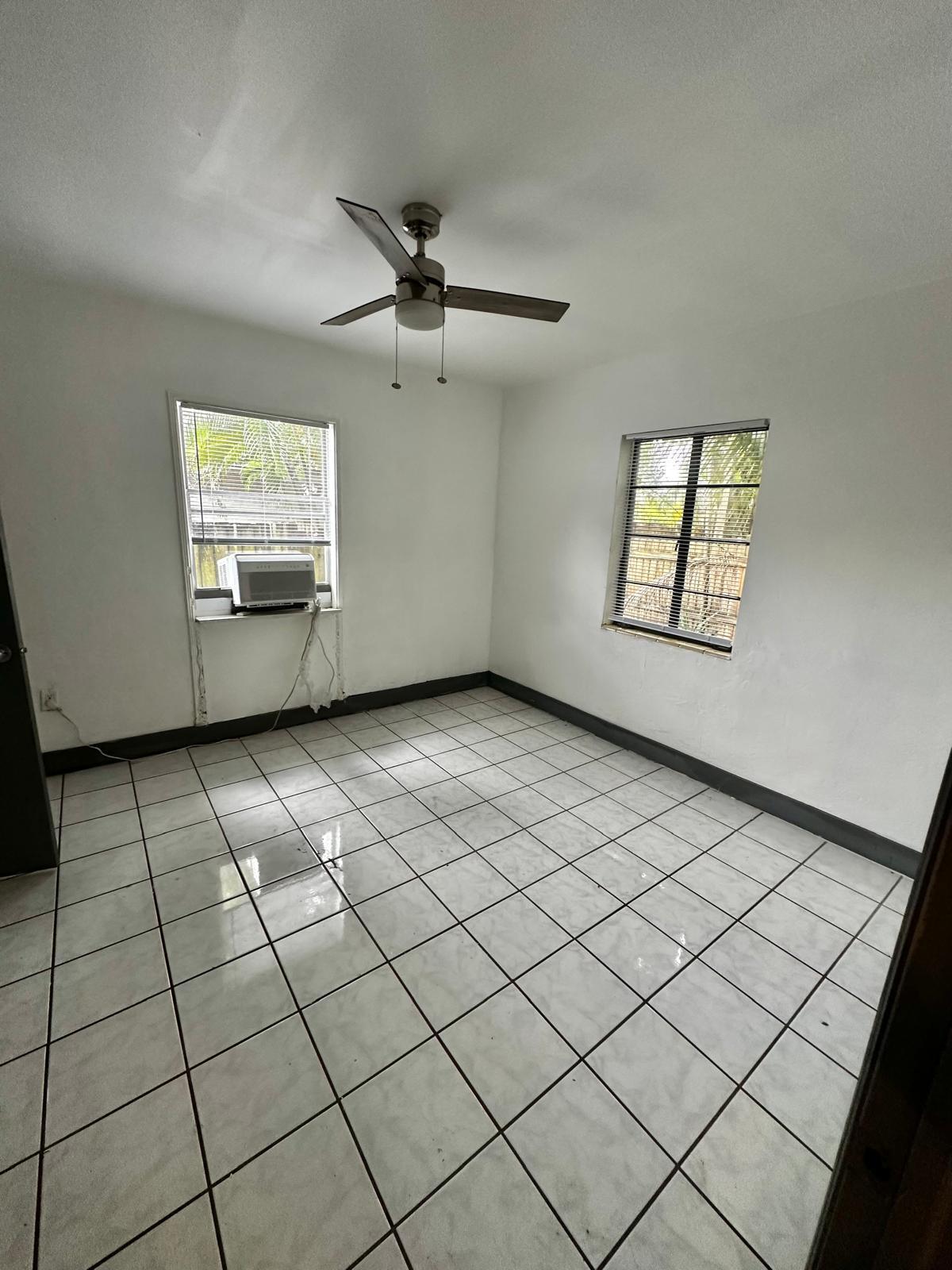 HIBISCUS GARDENS - Residential Lease