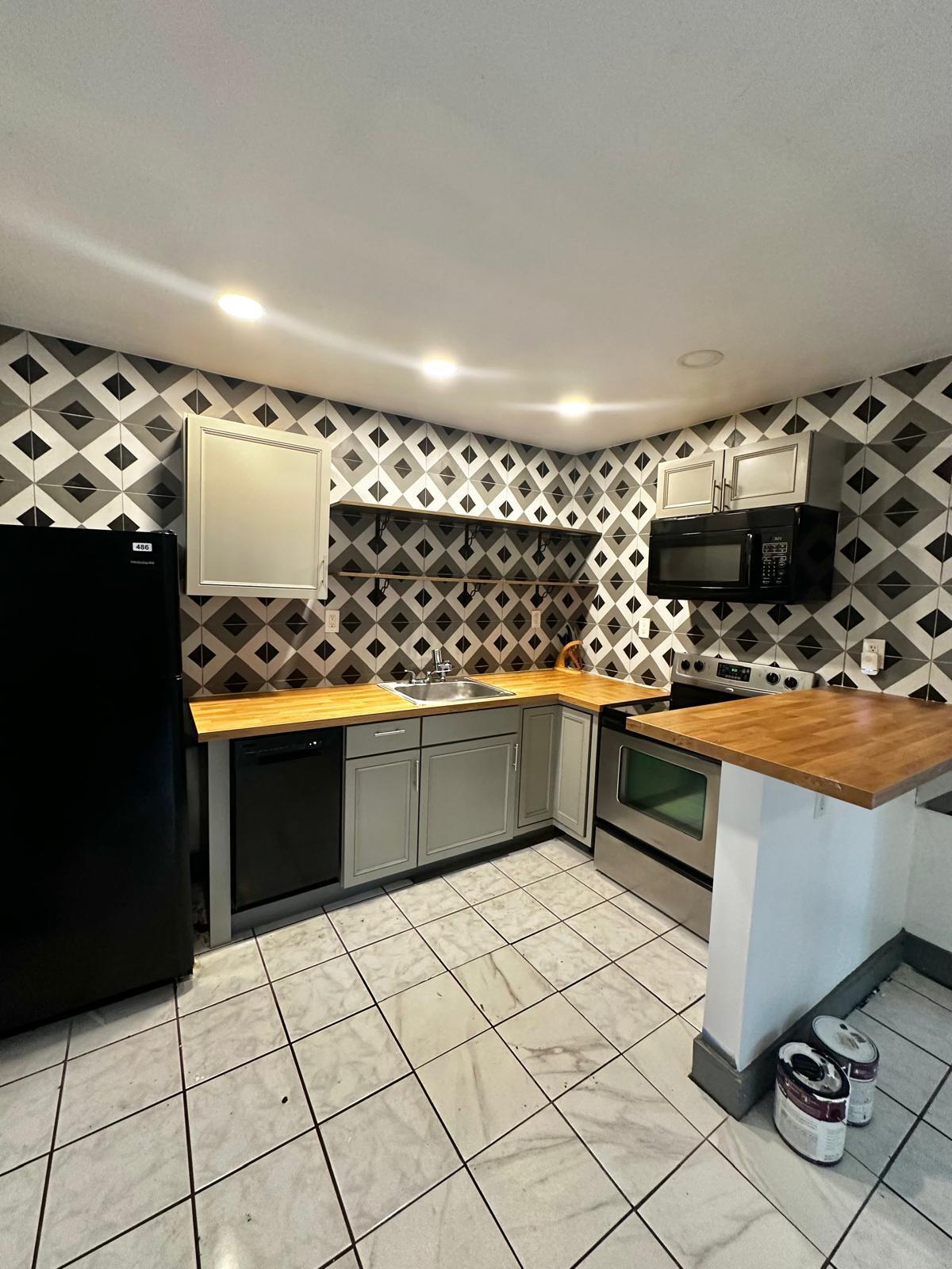 HIBISCUS GARDENS - Residential Lease