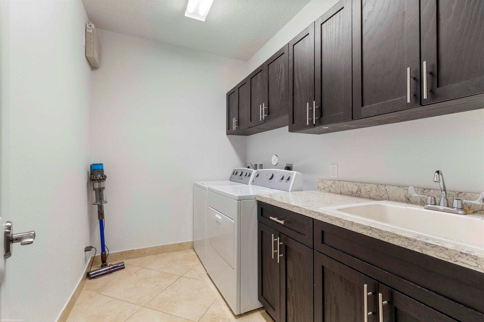 BINKS POINTE - Residential Lease