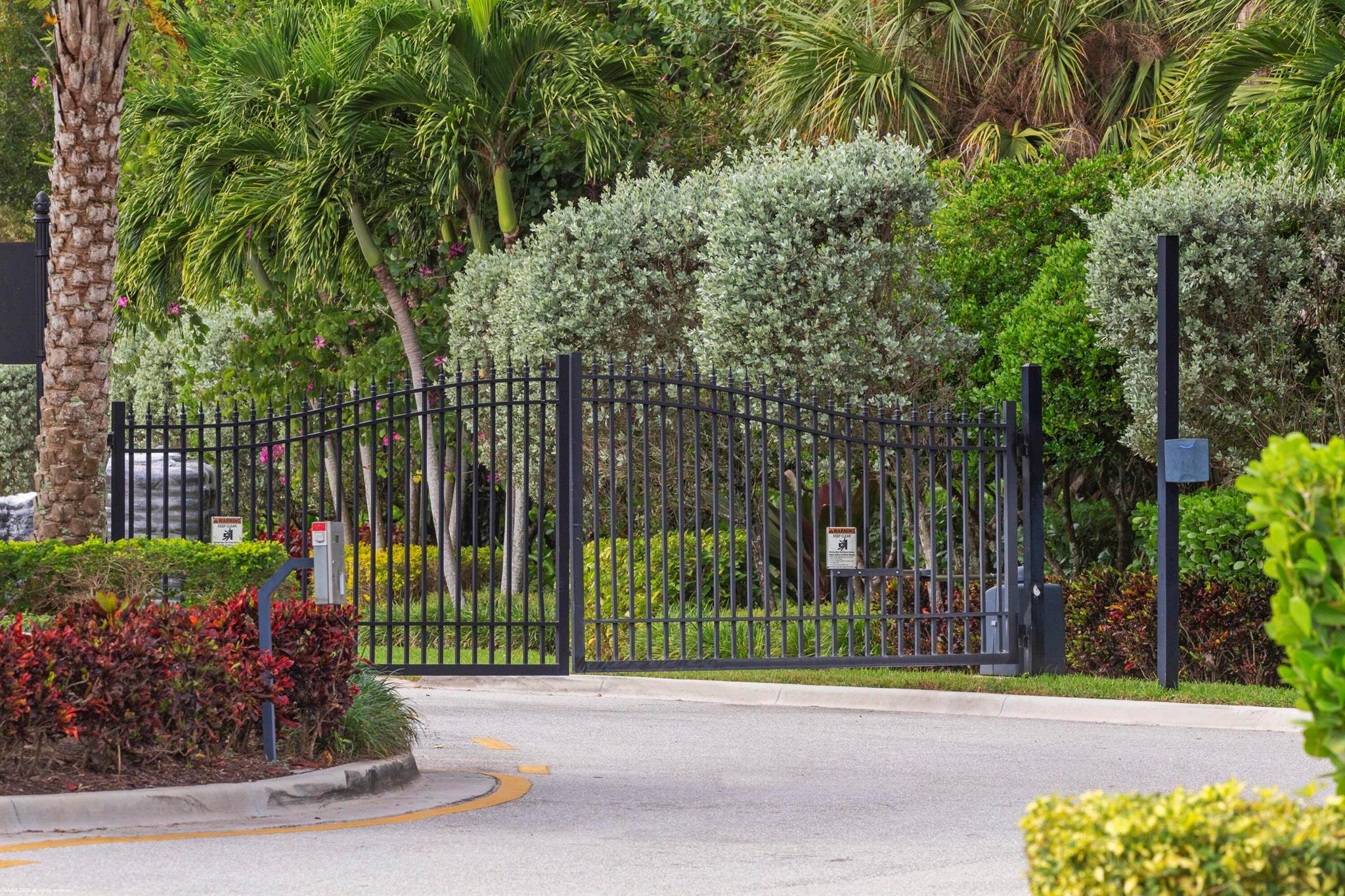 BINKS POINTE - Residential Lease