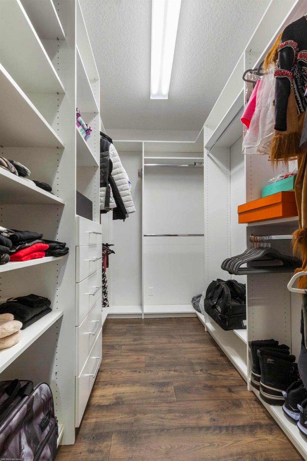 BINKS POINTE - Residential Lease