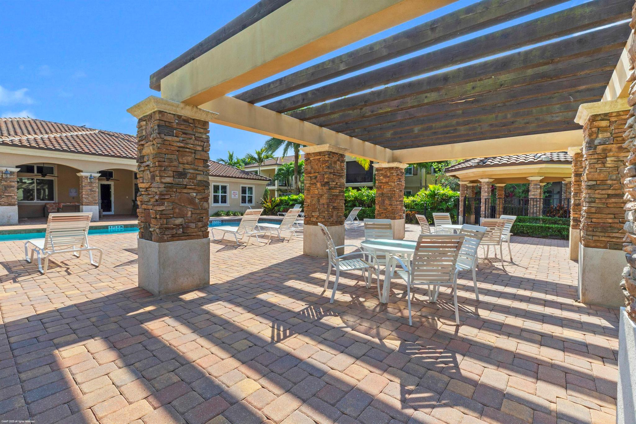 BINKS POINTE - Residential Lease