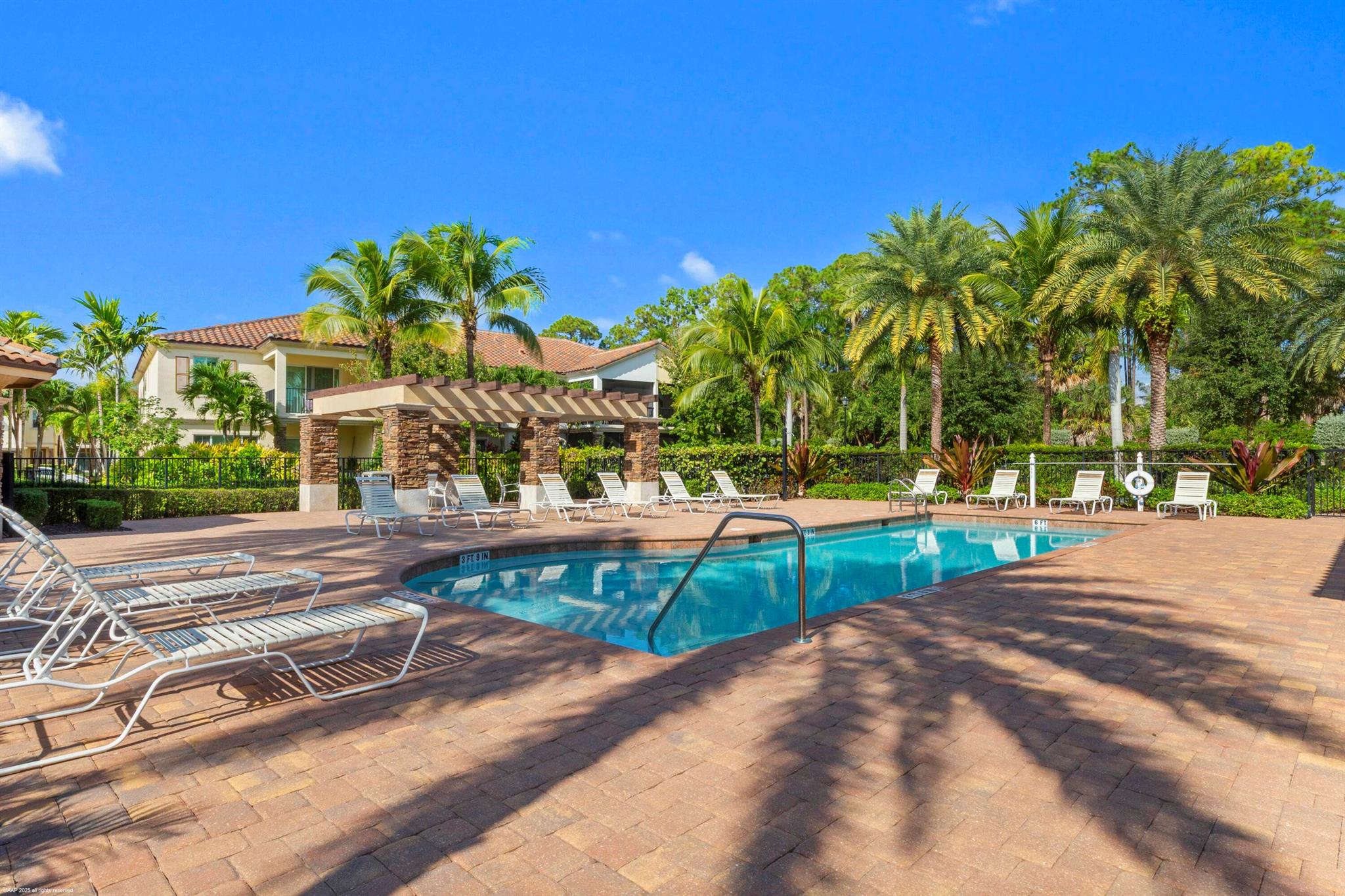 BINKS POINTE - Residential Lease