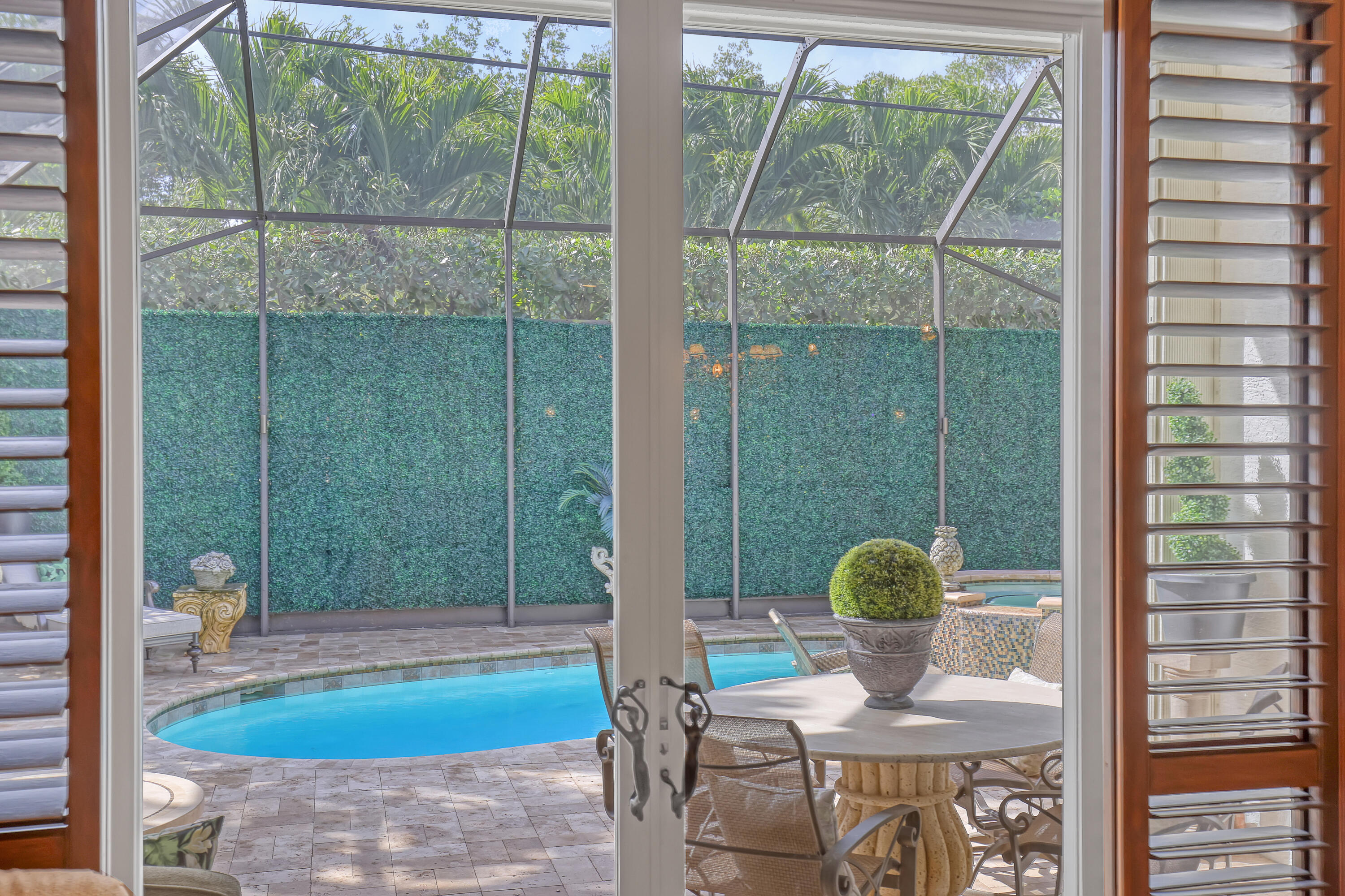 RENAISSANCE PLACE CONDO - Residential