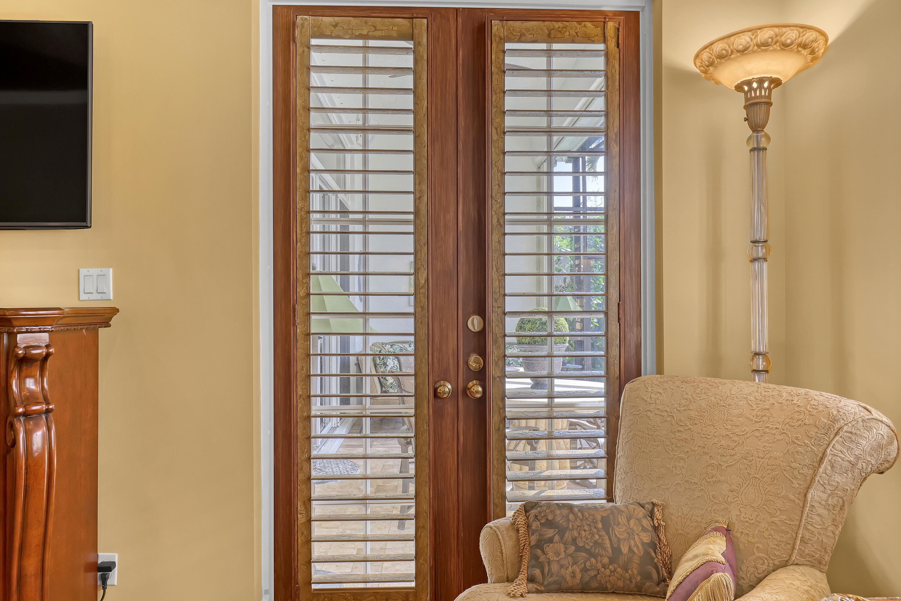 RENAISSANCE PLACE CONDO - Residential