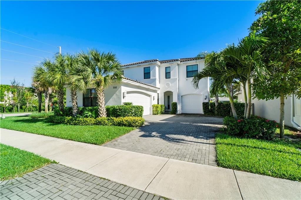 Photo of 7152 Estero Drive, Lake Worth Beach, FL 33463 (MLS # F10317405)