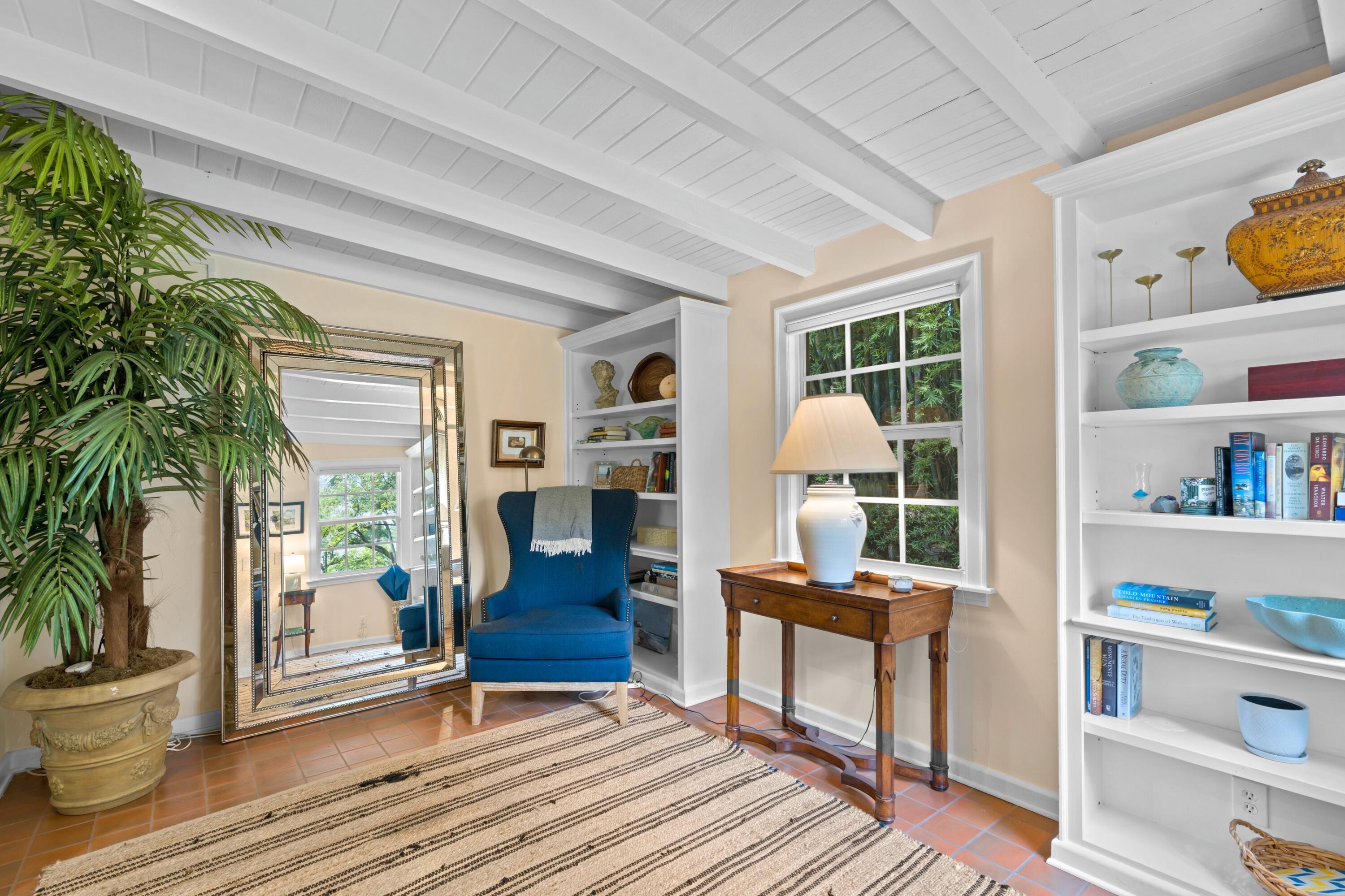 733 Sunset Road