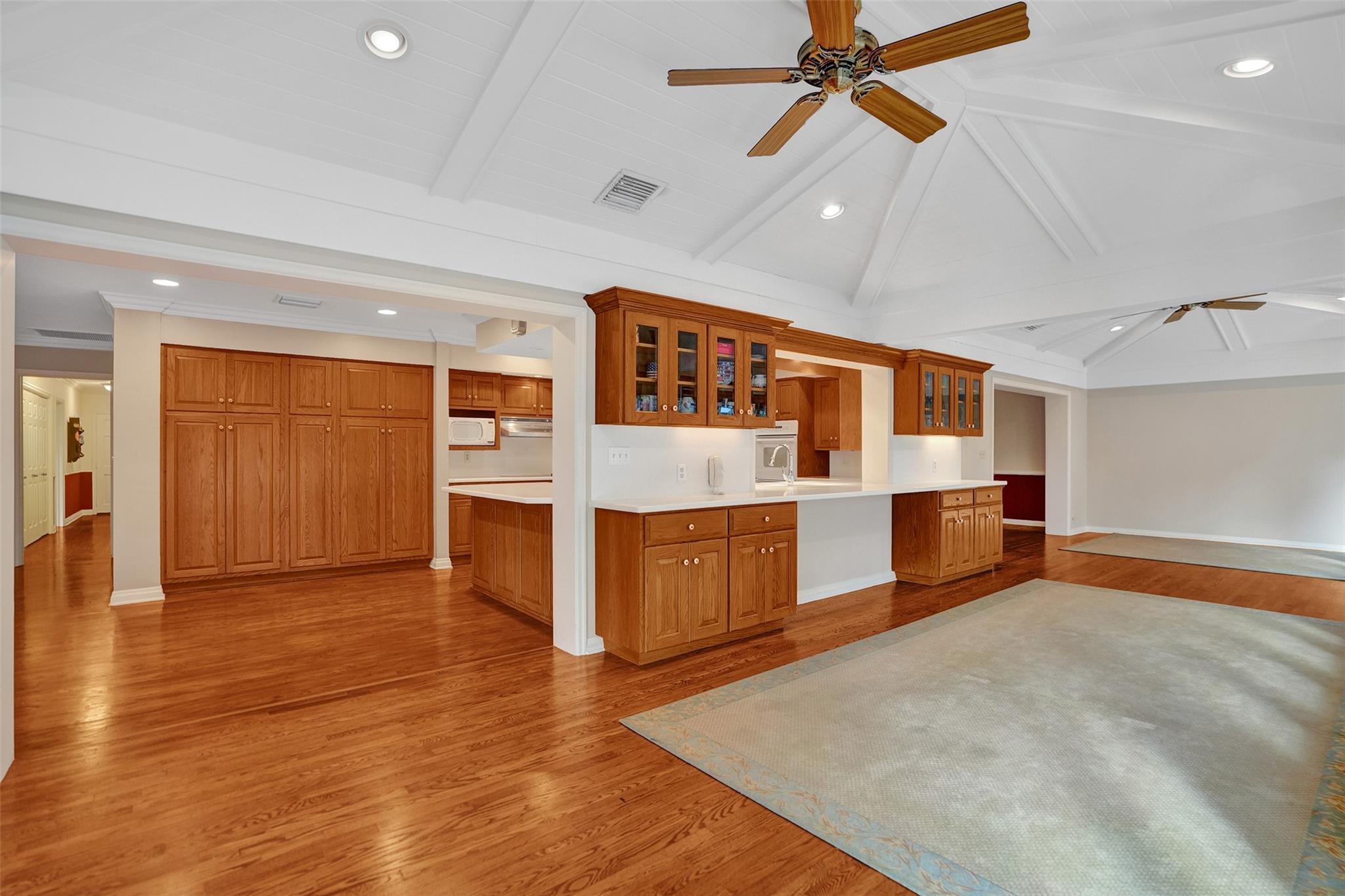 CORAL RIDGE COUNTRY CLUB - Residential