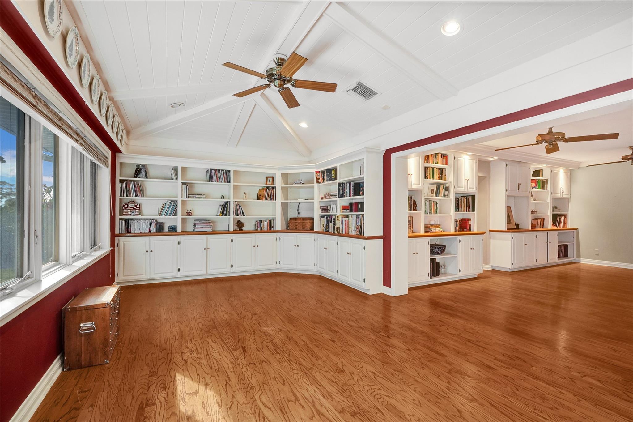 CORAL RIDGE COUNTRY CLUB - Residential