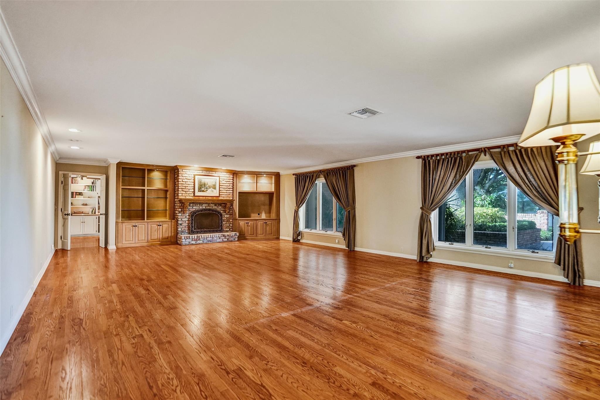 CORAL RIDGE COUNTRY CLUB - Residential