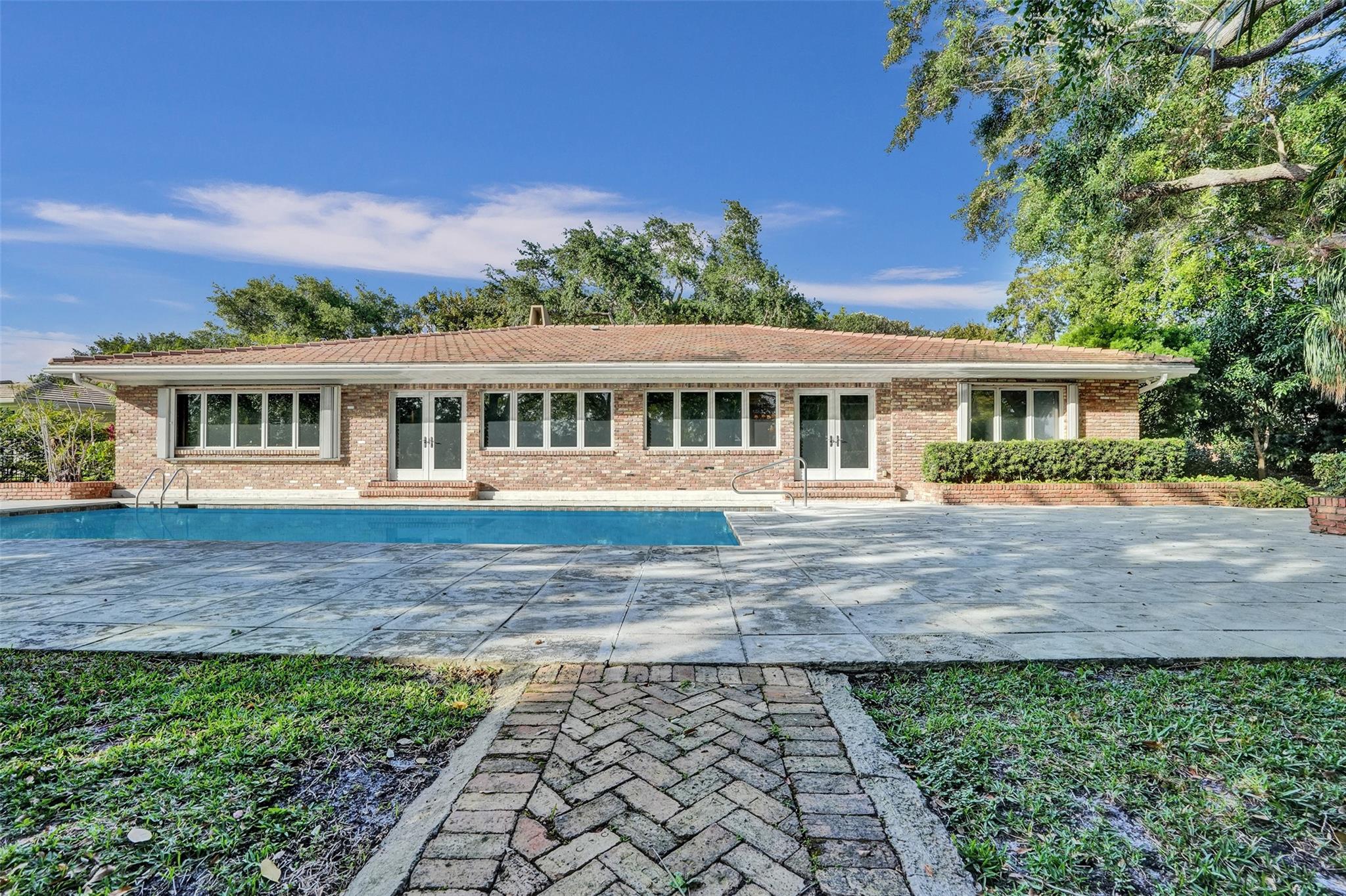 CORAL RIDGE COUNTRY CLUB - Residential