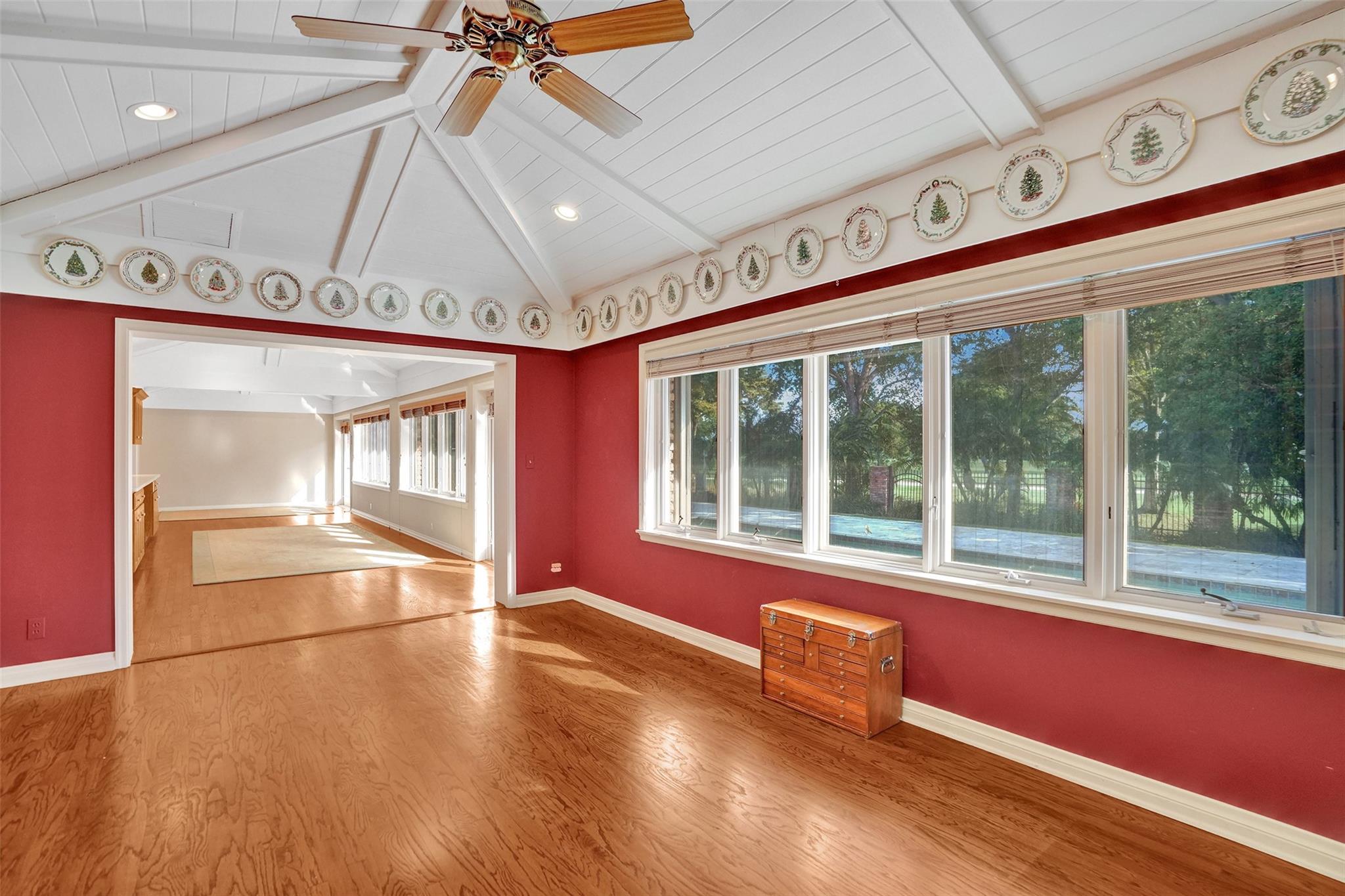 CORAL RIDGE COUNTRY CLUB - Residential