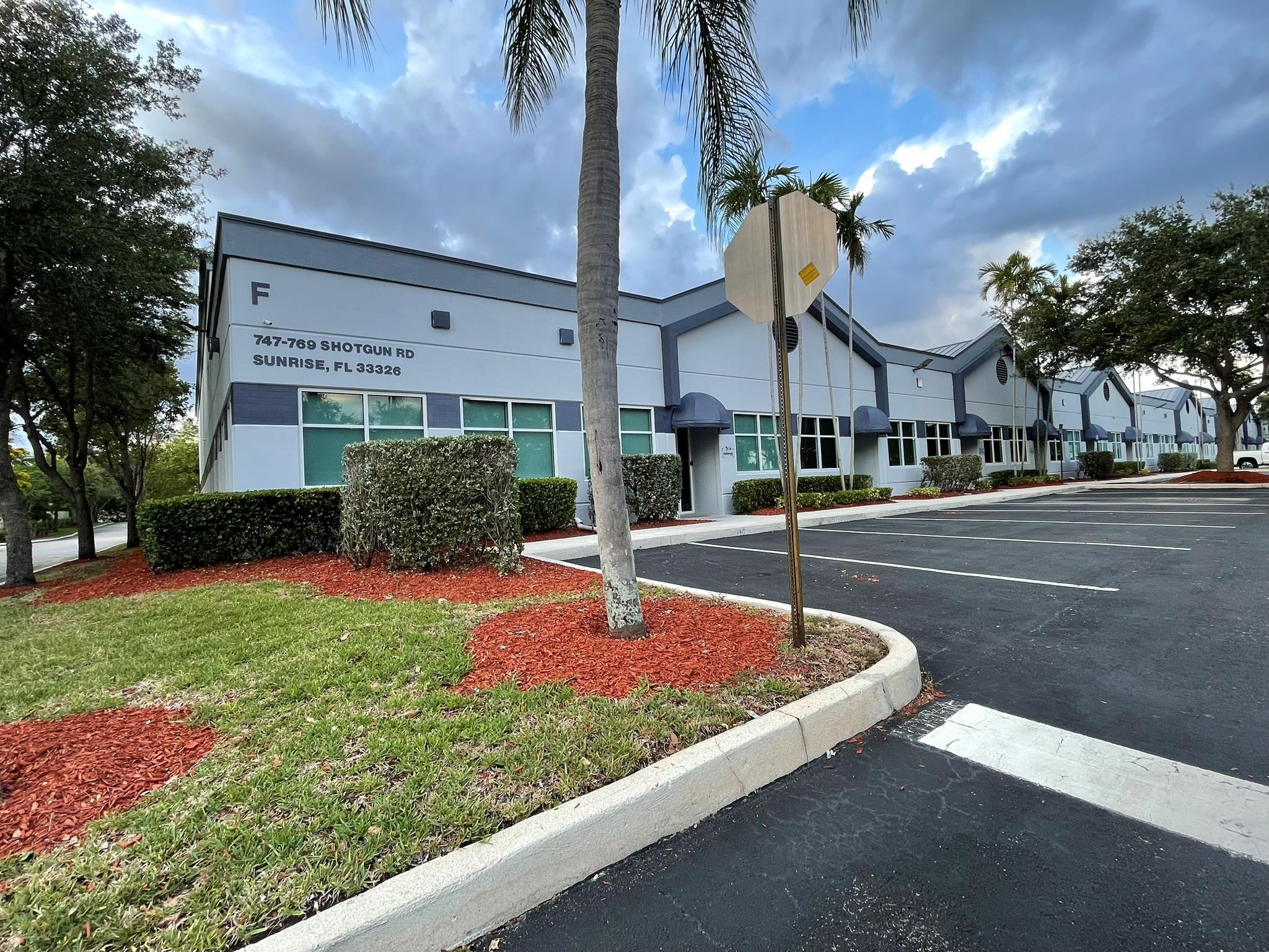 PRESTIGIOUS FLEX WAREHOUSE AT "BROWARD LAKES BUSINESS PARK" FOR LEASE IN SUNRISE, CLOSE TO WESTON. BASE RENT NEGOTIABLE SF/YR NNN 4504SF, BUILT 2006, 1 STORY. DESIGNATED PARKINGS AND SUFFICIENT OPEN PARKINGS. HAS SECURITY. 2 DOCK-HIGH ROLLUP DOORS, 22' HIGH CEILINGS IN WAREHOUSE, 9' DROP CEILINGS IN OFFICE. ABOUT 1000SF OFFICE/SHOWROOM. WILL BE REMODELED SOON TO 1 BATHROOM, 1 PRIVATE OFFICE & 1 BIG OPEN OFFICE/SHOWROOM, TENTATIVELY AVAILABLE FOR MOVE-IN AROUND SEPT/OCT 2025 AFTER REMODELING. TENANT MAY CUSTOMIZE INTERIORS. LEASE 3,5 OR 10 YRS, RENEWABLE. SITUATED CLOSE TO MAJOR HWYS/RDWYS, SHOPPINGS. SURROUNDED BY NICE NEIGHBORHOODS, A NICE LINEAR PARK WITH SERENE LAKE VIEW & OUTDOOR FITNESS STATIONS. CLOSE TO VIBRANT MARKHAM PARK.