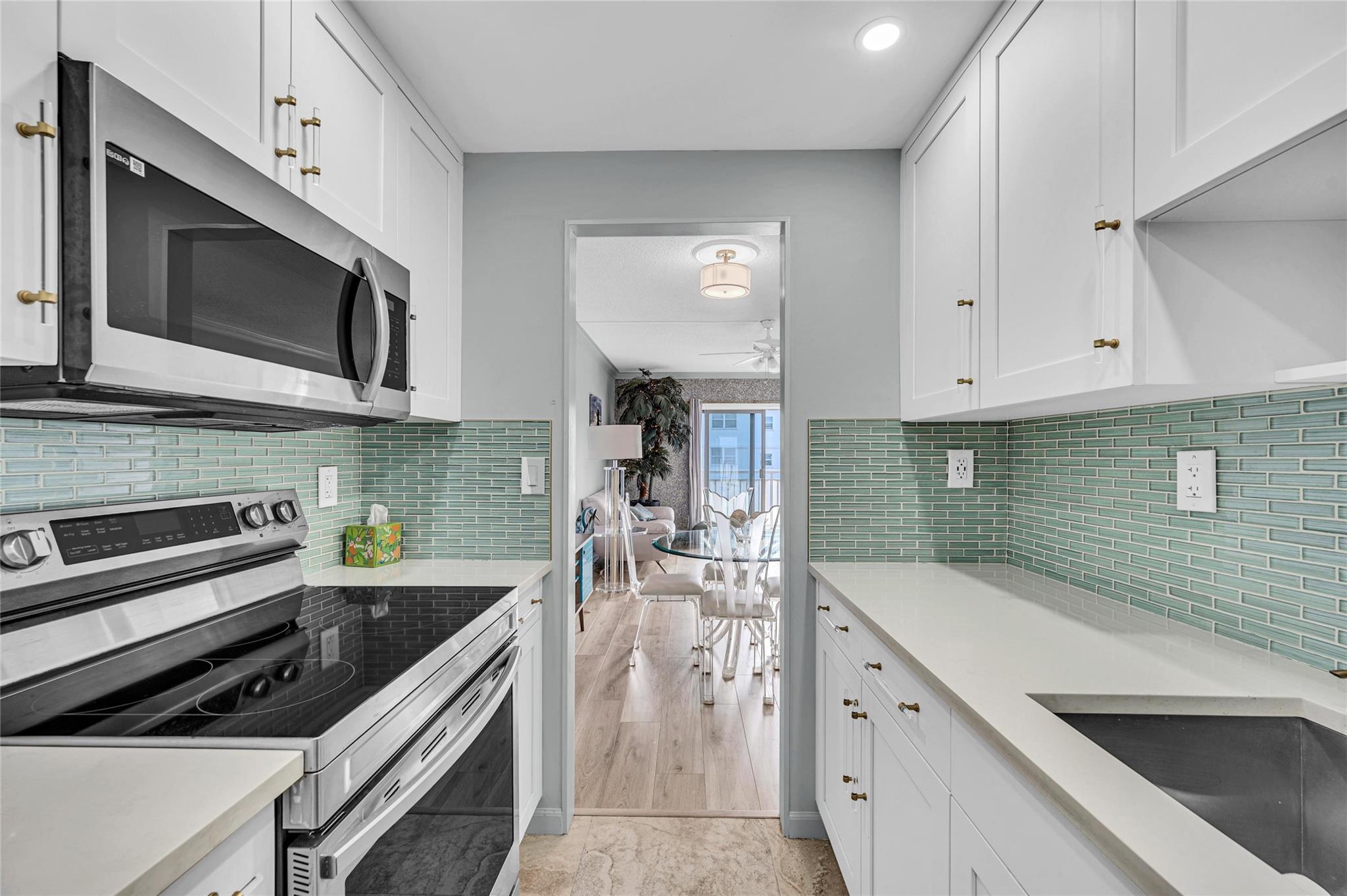 Leisure Sands Condo - Residential