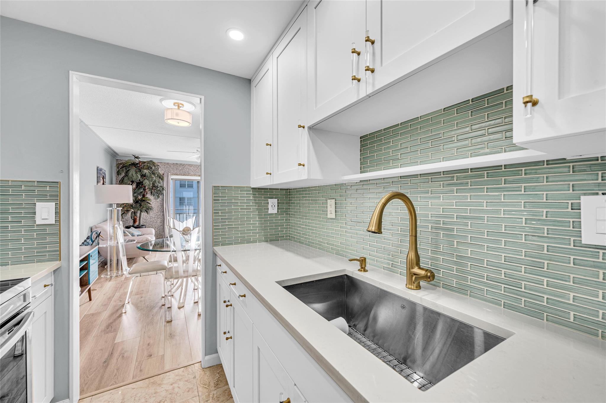 Leisure Sands Condo - Residential