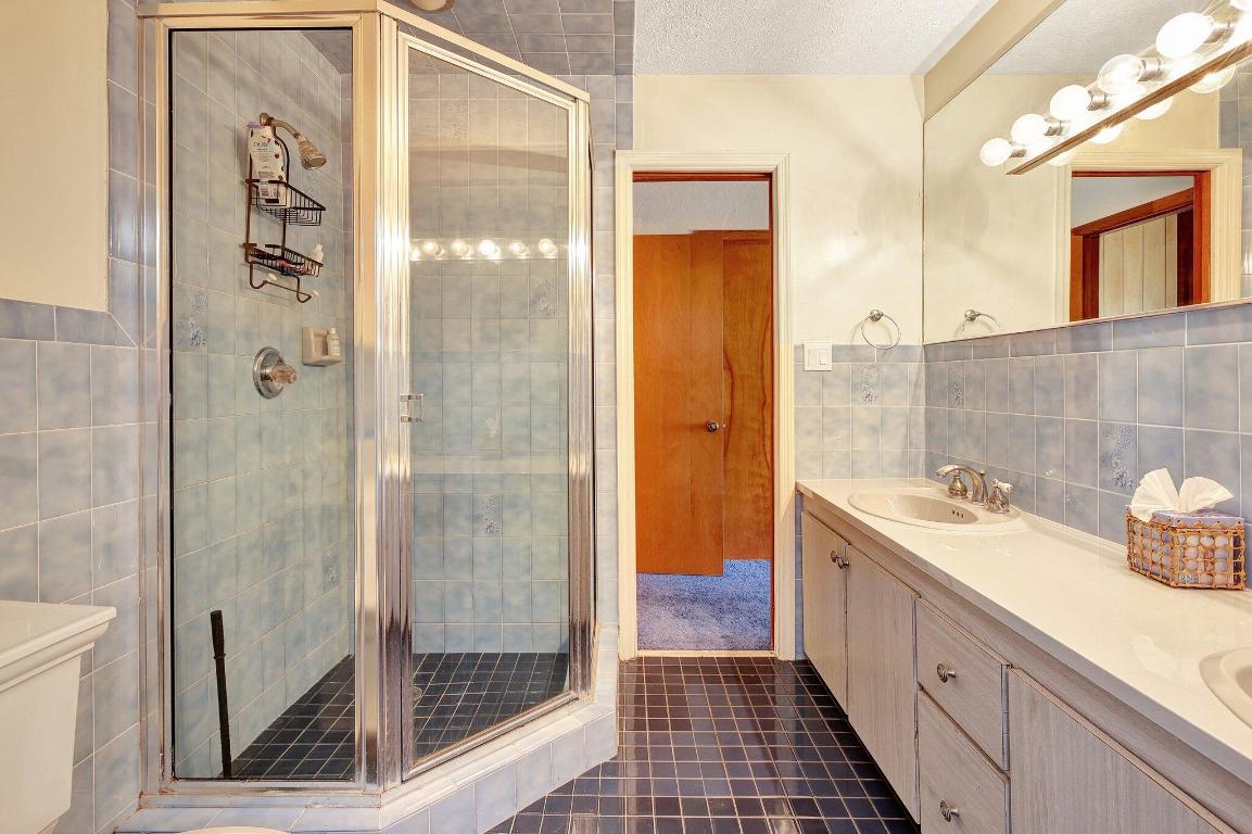 METES AND BOUNDS - Residential