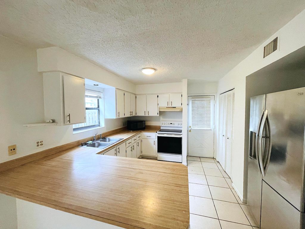 Photo of 308 Hernando Street #A, Fort Pierce, FL 34949 (MLS # B26006128)