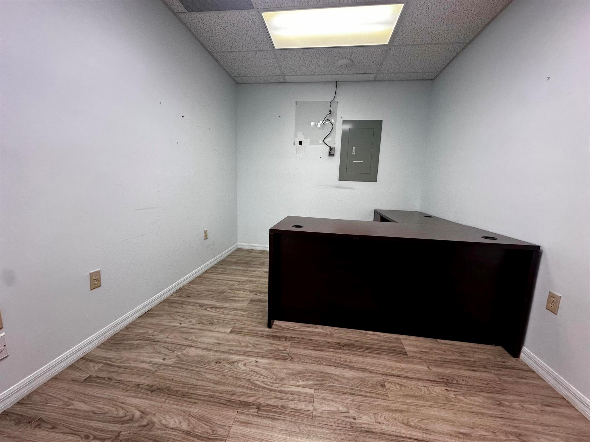 METES AND BOUNDS - Commercial Lease